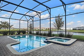 Epic Family Getaway: Themed Villa Near Disney !