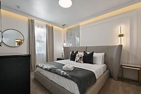 Epic Family Getaway: Themed Villa Near Disney !