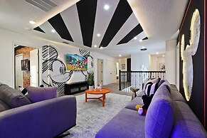 Epic Family Getaway: Themed Villa Near Disney !