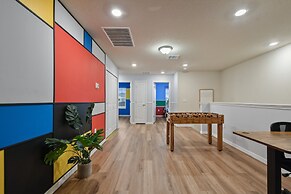 Family Getaway With Themed Rooms & Private Pool