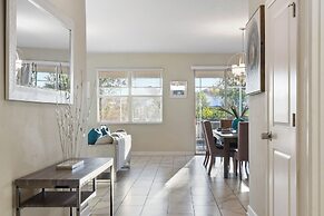 Green View Villa: 6 Beds, Pool & Resort Access