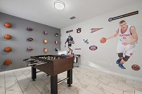 Green View Villa: 6 Beds, Pool & Resort Access