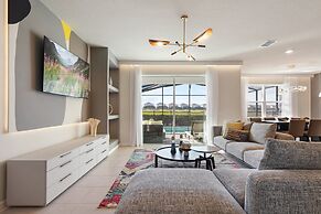 Lux Family Home in Exclusive Windsor Island Resort