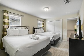 Ultimate 8BR Family Fun in Resort Near Disney!