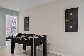 Ultimate 8BR Family Fun in Resort Near Disney!