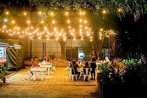 Beachfront Cosy And Romantic Condo - Nautilus 1 Bedroom Apts by Bluesc