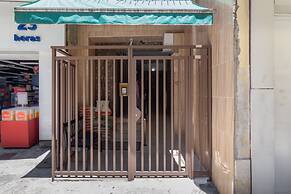 Refuge in Copacabana for two Nsc1011
