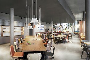 Moxy Hamburg - Finkenwerder
