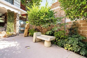 Cozy House with Pool and 3 Bedrooms