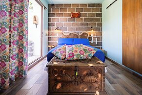 Cozy House with Pool and 3 Bedrooms