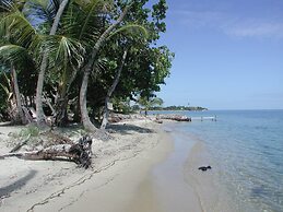 finca beach house and cabana