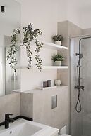 Vibrant & Spacious 3BR Condos on Amzei