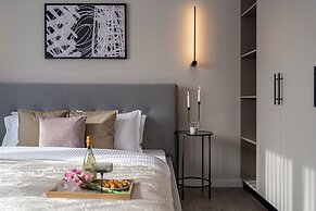 Vibrant & Spacious 3BR Condos on Amzei