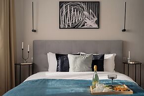 Vibrant & Spacious 3BR Condos on Amzei