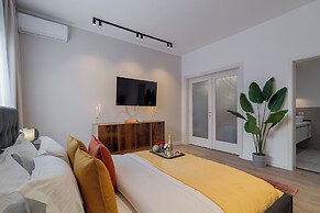 Vibrant & Spacious 3BR Condos on Amzei