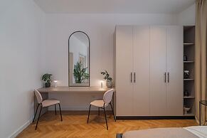 Vibrant & Spacious 3BR Condos on Amzei