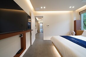 Run to you fullvilla