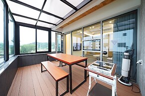 Run to you fullvilla