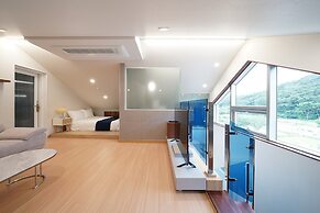 Run to you fullvilla