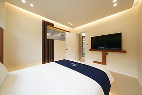 Run to you fullvilla