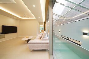 Run to you fullvilla