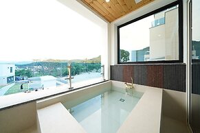 Run to you fullvilla