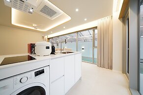 Run to you fullvilla