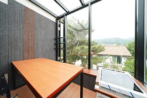 Run to you fullvilla