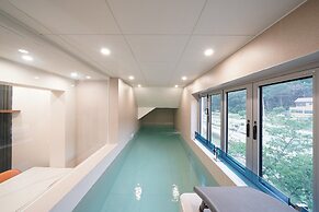 Run to you fullvilla