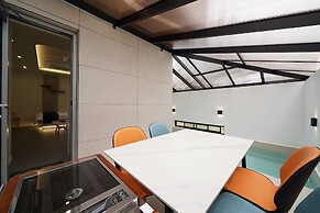 Run to you fullvilla