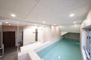 Run to you fullvilla