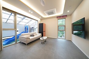 Run to you fullvilla