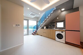 Run to you fullvilla