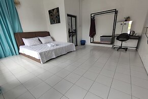 Aeden Villa, Roomstay & Homestay