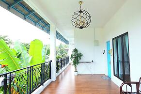 Aeden Villa, Roomstay & Homestay