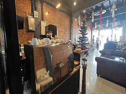 Deva Hostel & Relax Pool