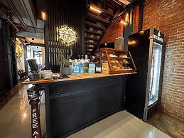 Deva Hostel & Relax Pool