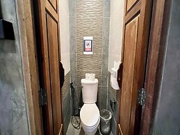 Deva Hostel & Relax Pool