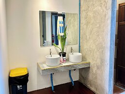 Deva Hostel & Relax Pool