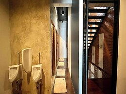 Deva Hostel & Relax Pool