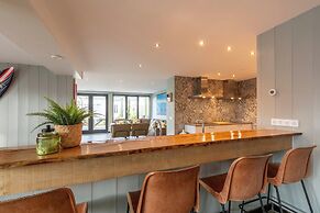 Spacious 22 Persons Holiday Home in Callantsoog