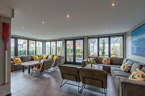 Spacious 22 Persons Holiday Home in Callantsoog