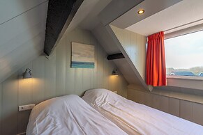 Spacious 22 Persons Holiday Home in Callantsoog