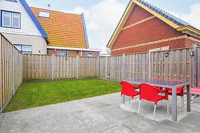 Spacious 22 Persons Holiday Home in Callantsoog