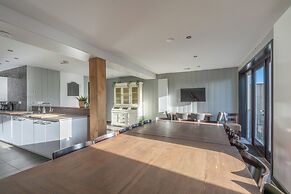 Spacious 22 Persons Holiday Home in Callantsoog