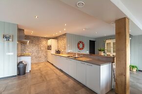 Spacious 22 Persons Holiday Home in Callantsoog