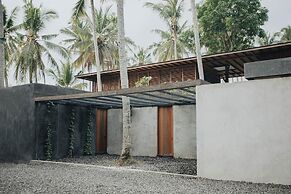 Rumah Amadangi Kedungu