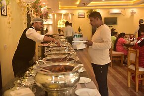 Golden View Resort & Restaurant