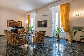 The One, Luxury Seaview With Piano