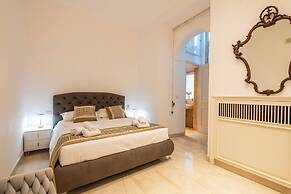 The One, Luxury Seaview With Piano